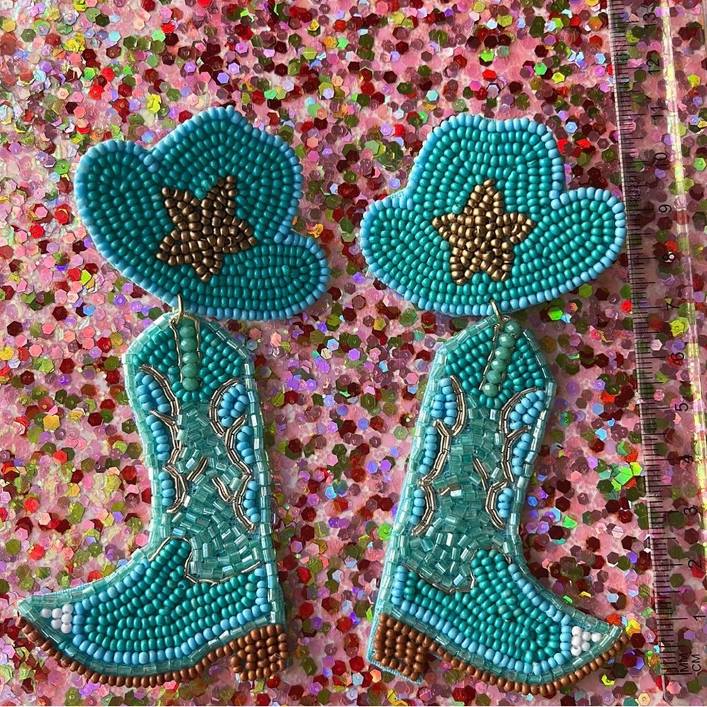 Cowgirl boots earrings 🌟🤠💖